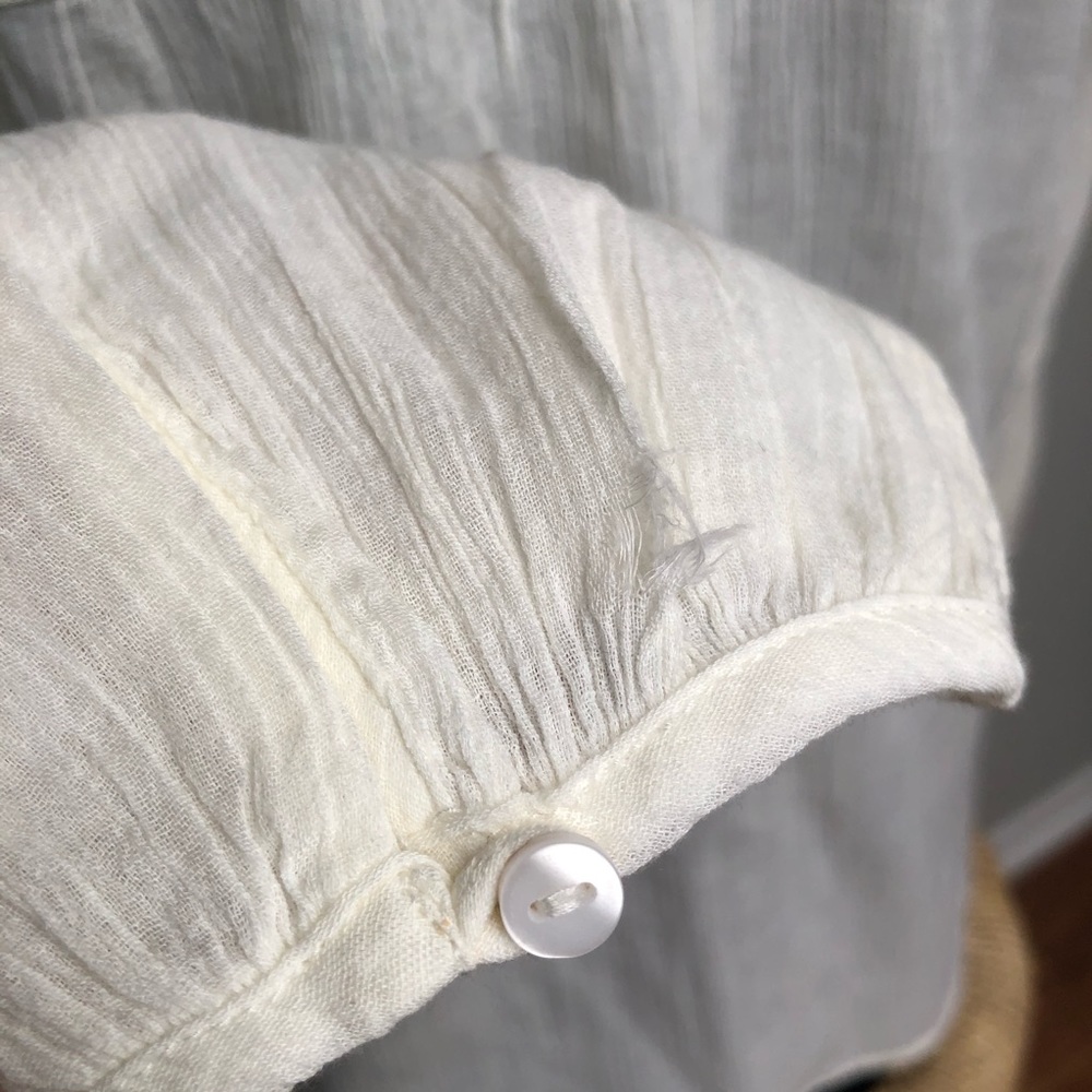 Lucky Brand Embroidered Linen Top - Picture 7 of 7